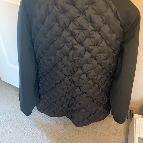 Men’s under armor coat - Picture 6 of 8